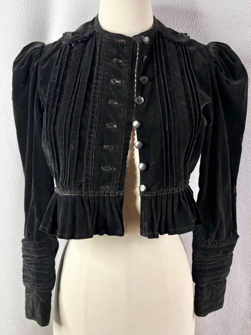 Szeki Hungarian Transylvanian Handmade Folk Jacket with Peplum - Picture 9 of 13